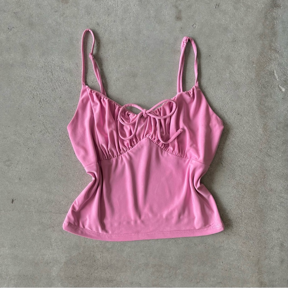 Tillys RSQ pink crop top